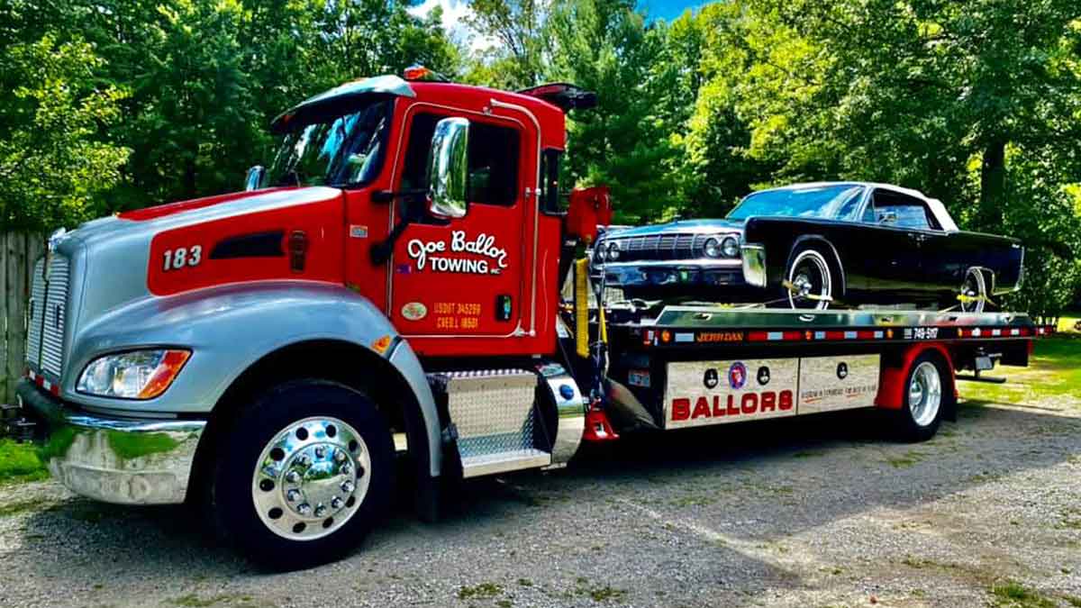 Specialty Car Towing Almont, MI